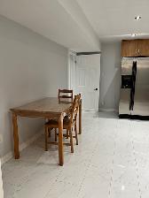 1 Bedroom, 1 Bathroom Basement Apartment for Rent – Mississauga - Photo 2