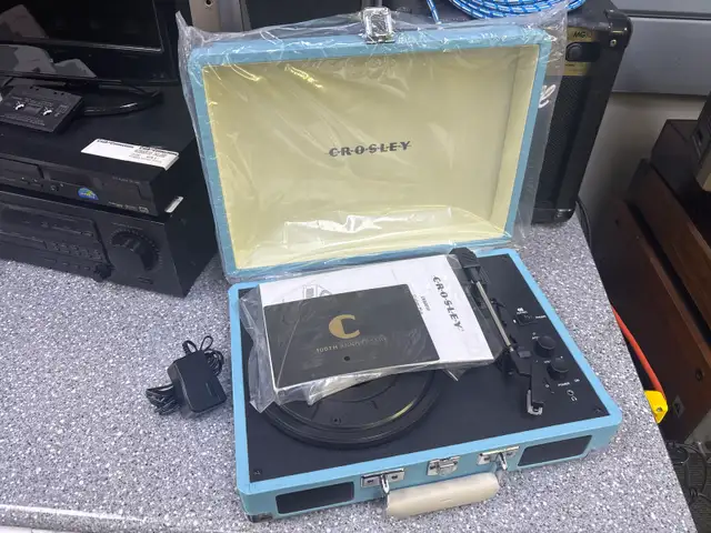 Crosley Cruiser Plus Turntable Turquoise New