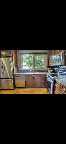 West End Home 4 Bed 2 Bath - Photo 3