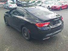 2015 Chrysler 200 S LOADED WITH ONLY 96000 KM !! - Photo 4