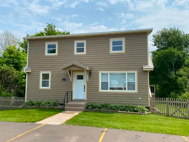 Completely Renovated 2 Bedroom, 1 Bath Apt For Rent Near UPEI