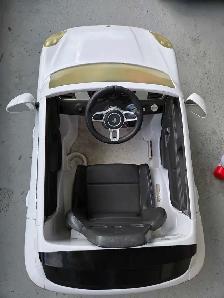 Electric ride on toddler toy car - Photo 5
