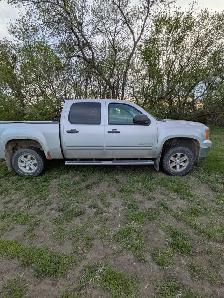2010 GMC Sierra SLE 1/2 Ton
