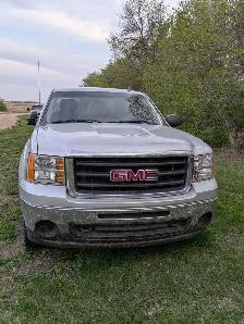 2010 GMC Sierra SLE 1/2 Ton - Photo 2