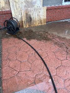 Concrete cleaning and sealing - Photo 4