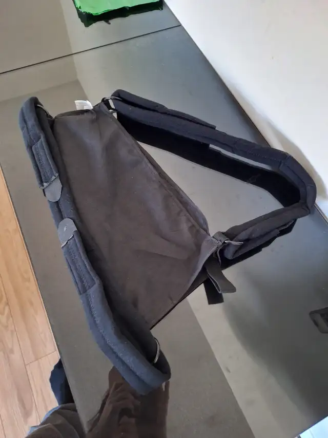 Arm Sling - Size - Medium - Landmark Medical Systems