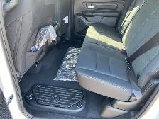 2026 Ram 1500 Express - Photo 14