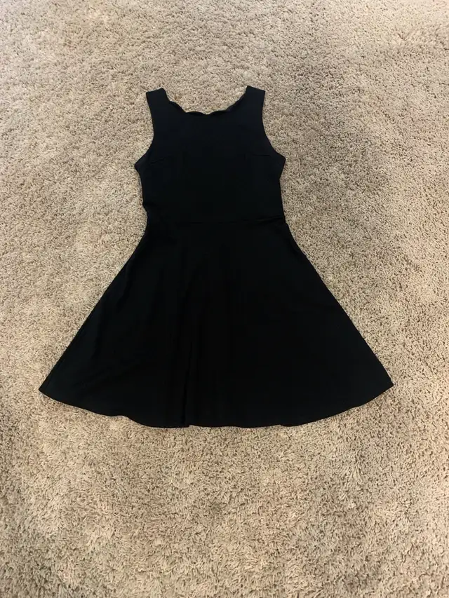 Women’s black dress