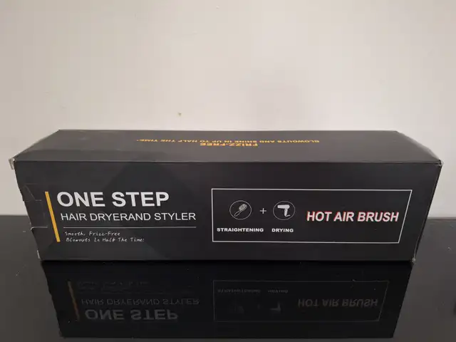 One Step Hair Dryer and Styler - Hot Air Brush - New