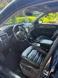 Volkswagen Atlas Execline 6 passengers 2018 - Photo 5