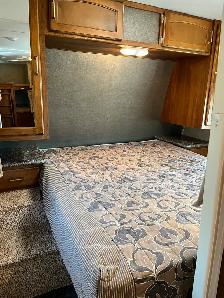 For Sale:  2014 Keystone Springdale Travel Trailer 28’ - Photo 8
