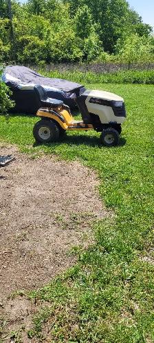 Cadet Riding  Lawn mower - Photo 2