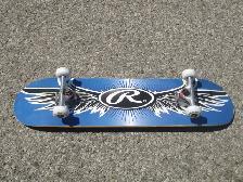LIKE BRAND NEW 31' RAWLINGS SKATEBOARD TAKING FIRST $25.00 CASH! - Photo 3