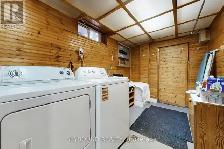 2 3 Bedrooms   2 Bathrooms House   Near Central Oshawa for Rent - Photo 4