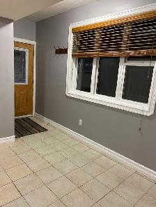 Summerside - Walkout 1 Bdrm Basement Suite - All utilities incl - Photo 2