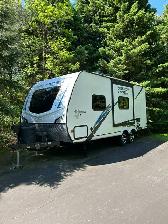 Coachmen Freedom Express Travel Trailer