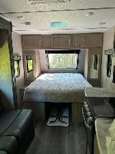 Coachmen Freedom Express Travel Trailer - Photo 2