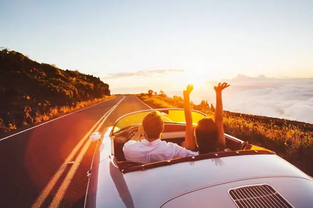 DRIVERS NEEDED, CASH PAY  WEEKLY