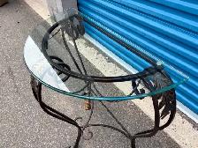 Beautiful Half Moon Table - Photo 5