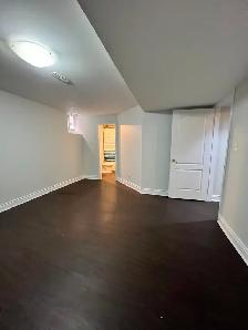 Basement - Shared Room with ensuite washroom - Photo 4