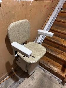 Stairlift for sale - Photo 2