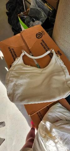 Danier Leather Purse - Photo 4