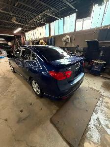 2009 Hyundai Elantra 4cyl 5spd loaded, Roof alloys rustfree CERT - Photo 5