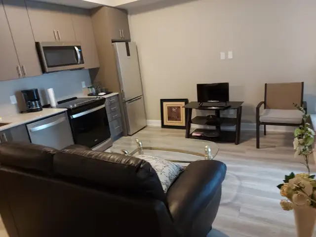Beautiful 1 Bedroom Condo for Rent – Oakville, Ontario -$ 2100