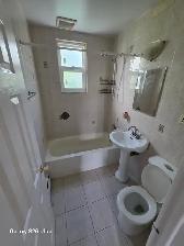 -= AVAILABLE NOW! 2 bedroom apt w/ balcony & Parking=- - Photo 6