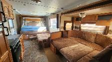 2010 Rockwood Signature Ultra Lite 8290RS Holiday Trailer - Photo 5