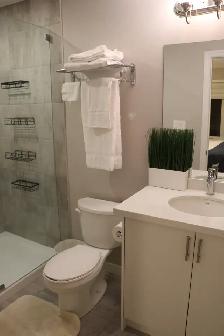 Executive Townhome for Rent – 4 Bed, 2.5 Bath – Uni of Guelph - Photo 7
