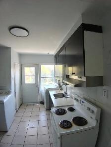 Beau 4½ RÉNOVÉ | 2e étage duplex | CDN / NDG | 1 Mois gratuit - Photo 6