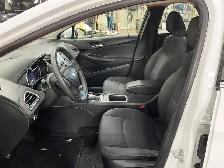 2018 Chevrolet Cruze LT - Backup Cam, Rear Defrost - Photo 5