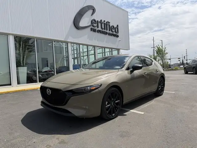 2024 Mazda MAZDA3 Sport Suna