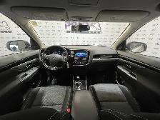 2019 Mitsubishi Outlander - Photo 15