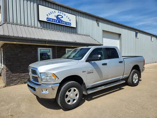 2018 Ram 2500 Crew Cab 4X4 SLT 5.7L - Clean Title