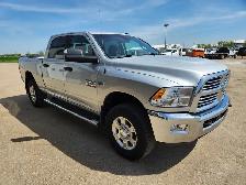 2018 Ram 2500 Crew Cab 4X4 SLT 5.7L - Clean Title - Photo 3