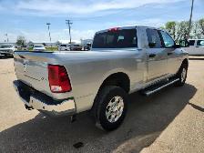2018 Ram 2500 Crew Cab 4X4 SLT 5.7L - Clean Title - Photo 4