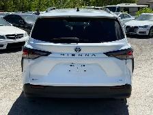 2025 Toyota Sienna Hybrid XLE 8 Passengers - Photo 5