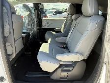 2025 Toyota Sienna Hybrid XLE 8 Passengers - Photo 9