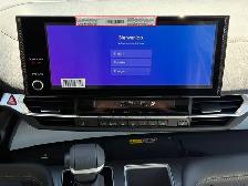 2025 Toyota Sienna Hybrid XLE 8 Passengers - Photo 17