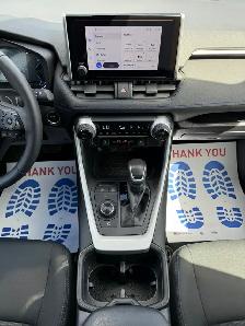 2024 Toyota RAV4 Hybrid SE AWD - Photo 13