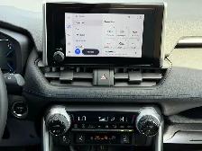 2024 Toyota RAV4 Hybrid SE AWD - Photo 15