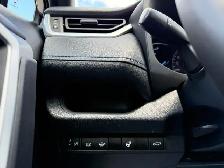 2024 Toyota RAV4 Hybrid SE AWD - Photo 19