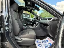 2024 Toyota RAV4 Hybrid SE AWD - Photo 23