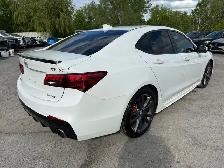 2018 Acura TLX Tech A-Spec AWD - Photo 6