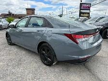 2022 Hyundai Elantra Preferred - Photo 4