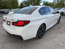 2022 BMW 5 Series 540i xDrive - Photo 6