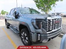 2025 GMC Sierra 3500HD - Photo 2