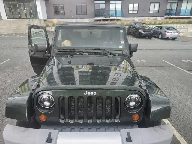 2011 Jeep Wrangler Sahara – Immaculate, One Owner